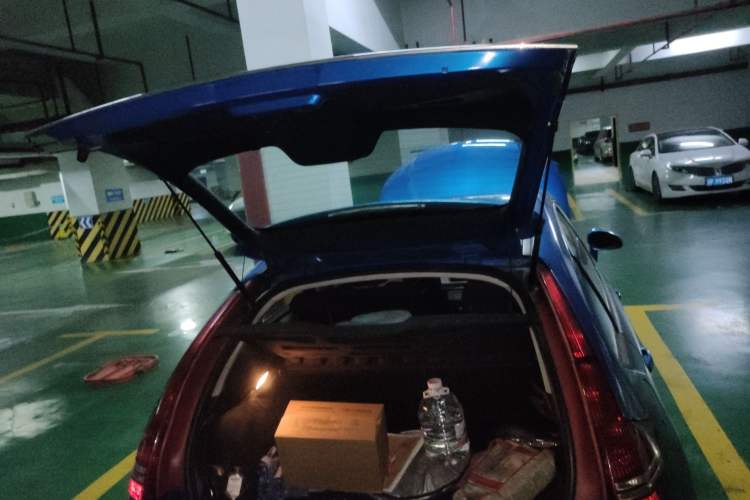 Used Citroen C-Quatre 2011 Hatchback 2.0L Automatic Jingya Model Trunk