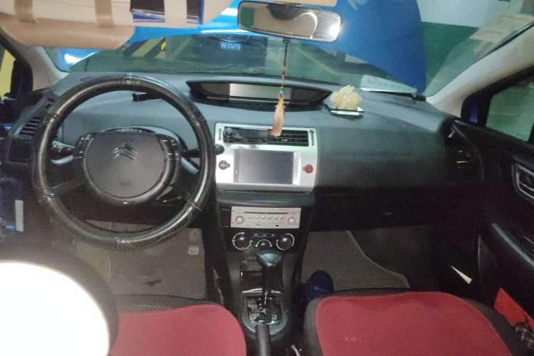 Used Citroen C-Quatre 2011 Hatchback 2.0L Automatic Jingya Model Center Console