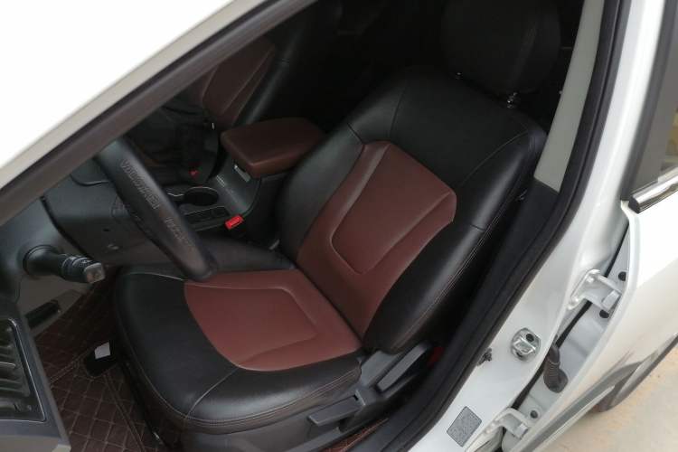 Used JAC Refine S5 2017 1.5T Automatic E-commerce Edition