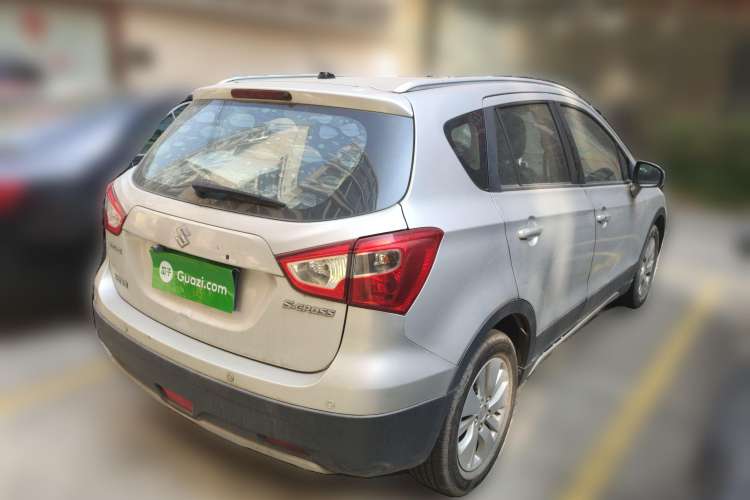 Used Suzuki S-Cross 2014 1.6L CVT Two-Wheel Drive Elite Version
