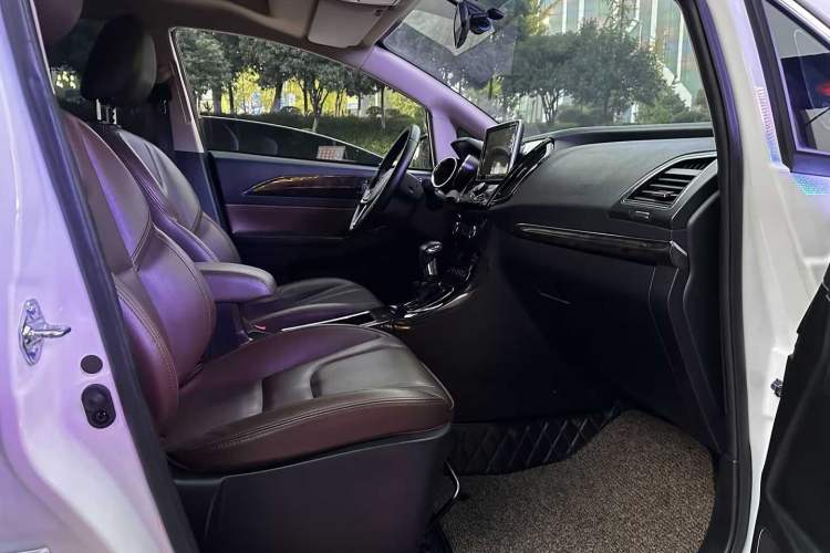 Used Lifan Auto Xuanlang 2017 1.5T Automatic Comfort Model
