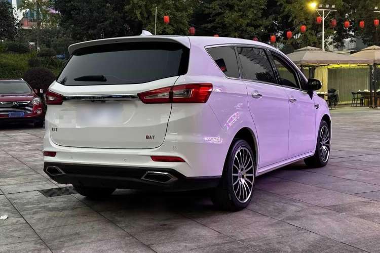 Used Lifan Auto Xuanlang 2017 1.5T Automatic Comfort Model
