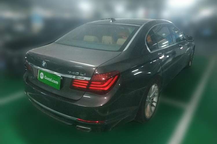 Used BMW 7 Series 2013 740Li Leading Model
