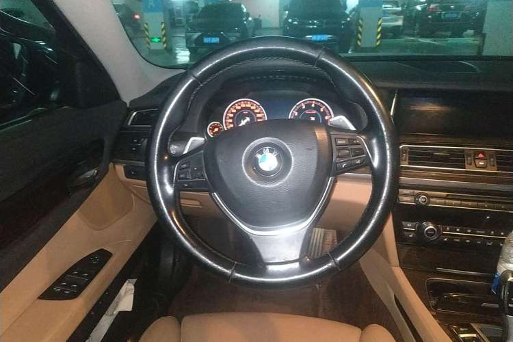 Used BMW 7 Series 2013 740Li Leading Model
