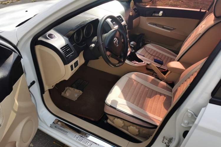 Used Brilliance H330 2013 1.5L Automatic Luxury Model
