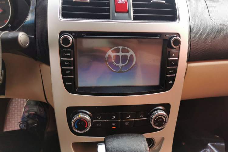 Used Brilliance H330 2013 1.5L Automatic Luxury Model
