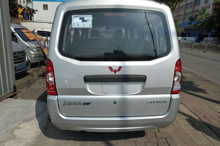 Used Wuling Rongguang EV 2022 Basic Passenger Bus Powered by Penghui Battery