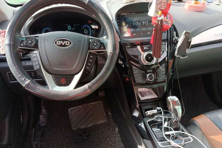 Used BYD Qin New Energy 2015 1.5T Dual-Crown Flagship Plus Edition