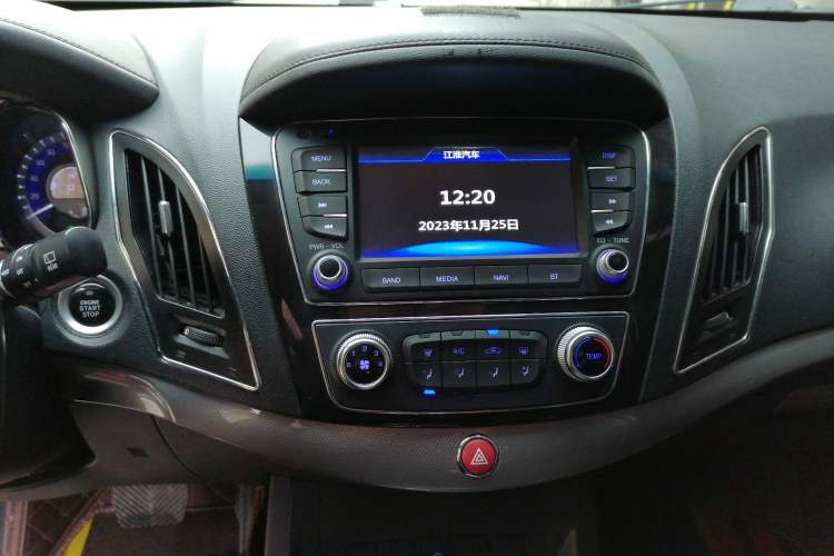 Used JAC Refine S5 2017 1.5T Automatic E-commerce Edition