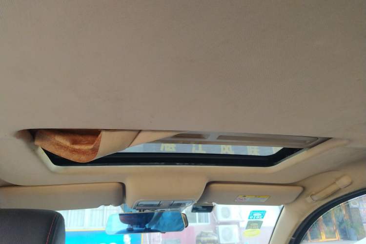 Used Lifan Auto Myway 2016 1.5L Manual Elite Version Headliner