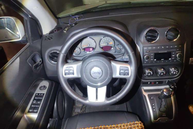 Used Jeep Compass 2014 Revised Version 2.4L Four-Wheel Drive Comfort Edition
