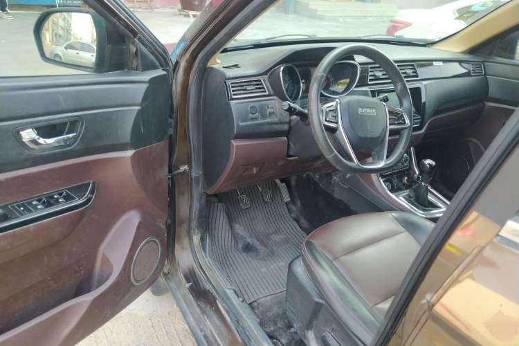 Used Lifan Auto Myway 2016 1.5L Manual Elite Version Driver Seat