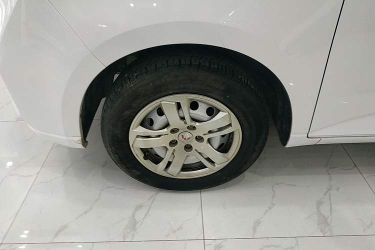 Used Wuling Hongguang PLUS 2020 1.5L Manual Standard Edition 7-Seater
