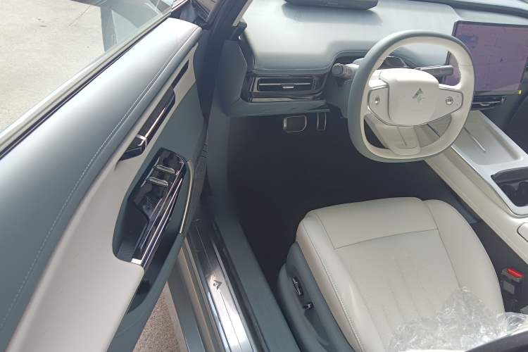 Used Hyptec GT 2023 560 Rear-Drive Tech Edition
