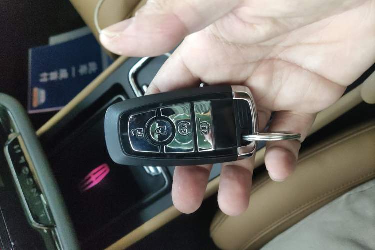 Used Lincoln Corsair 2022 2.0T Four-Wheel Drive Prestige Edition
