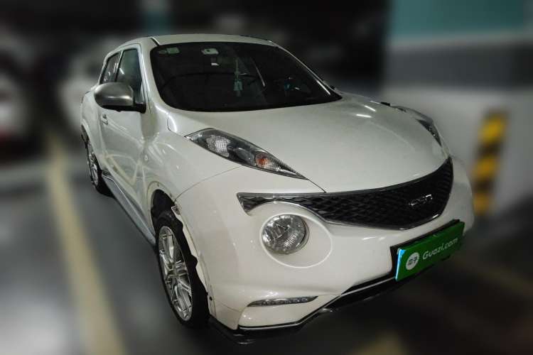 Used Infiniti ESQ 2014 1.6L Spontaneous Edition Front Right 45 Deg