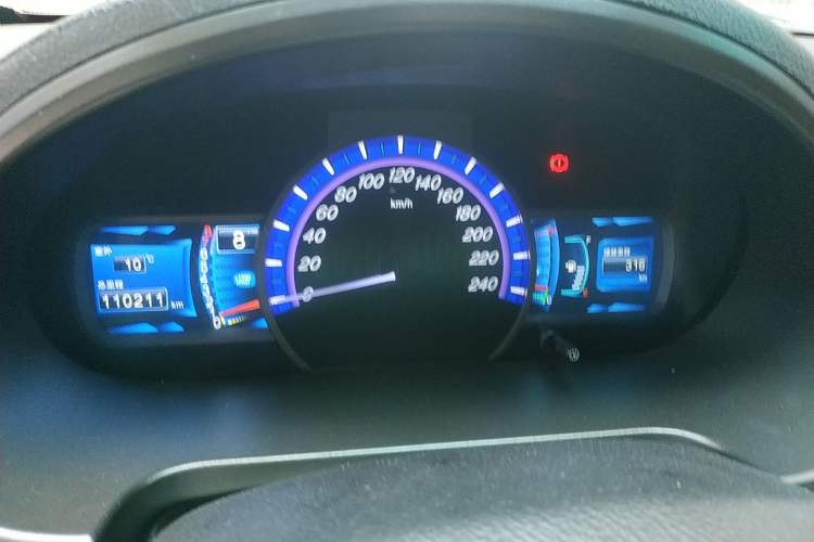 Used BYD S6 2012 2.0L Manual Luxury Version
