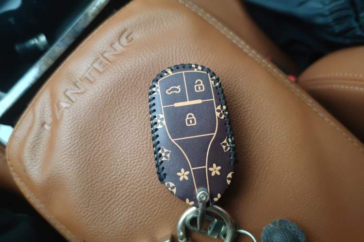 Used Hanteng X7 2016 2.0T DCT Luxury Version
