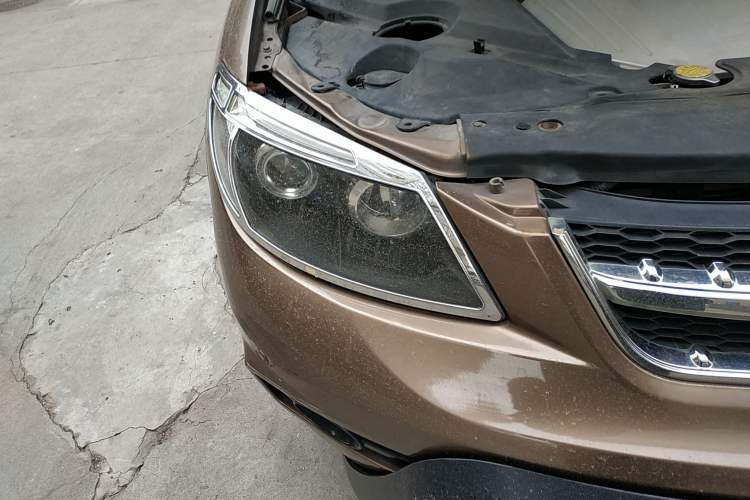 Used BYD S6 2012 2.0L Manual Luxury Version
