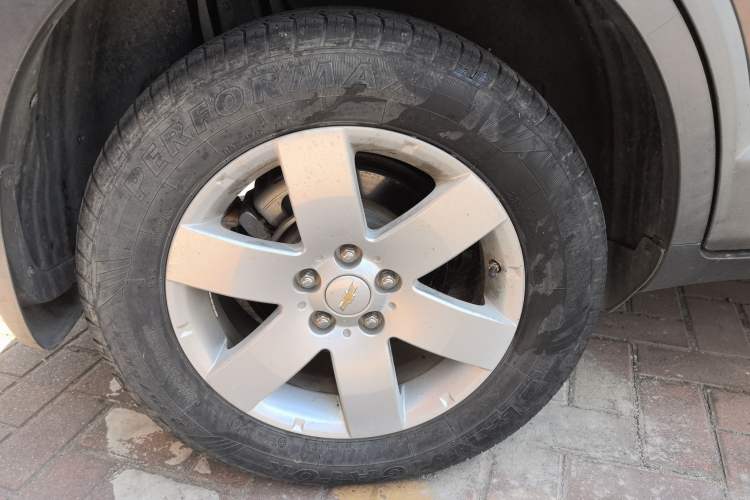 Used Chevrolet Captiva 2014 2.4L Two-Wheel Drive Urban Version 7 Seats
