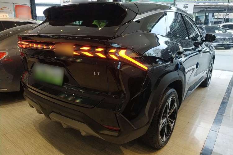Used Geely Galaxy L7 2023 1.5T 115 km Starship