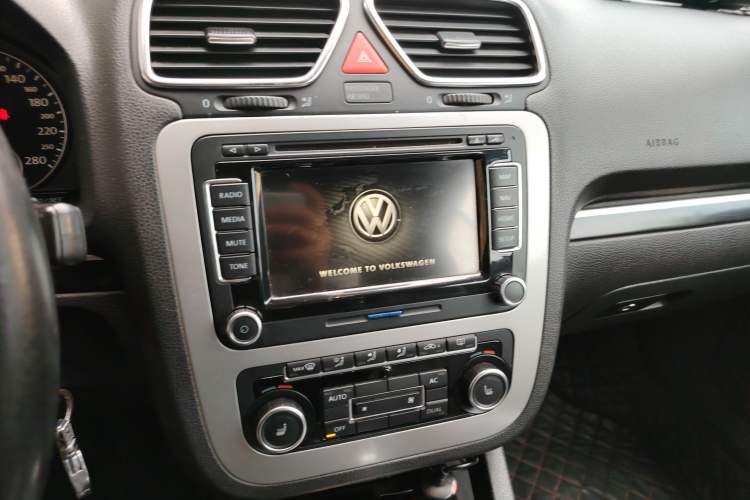 Used Volkswagen Eos 2011 2.0 TSI