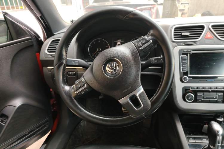 Used Volkswagen Eos 2011 2.0 TSI