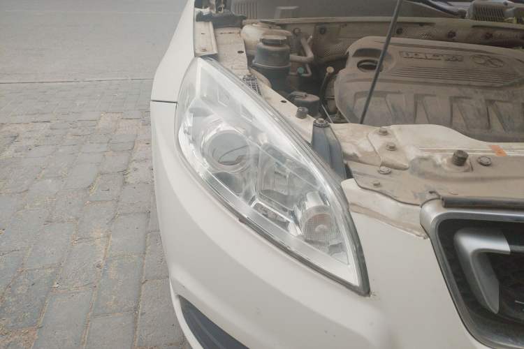 Used BAIC Senova D50 2014 1.5L manual standard version
