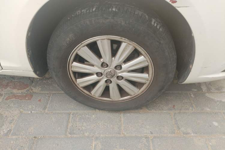 Used BAIC Senova D50 2014 1.5L manual standard version
