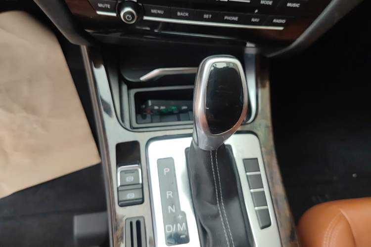 Used Hanteng X7 2016 2.0T DCT Luxury Version
