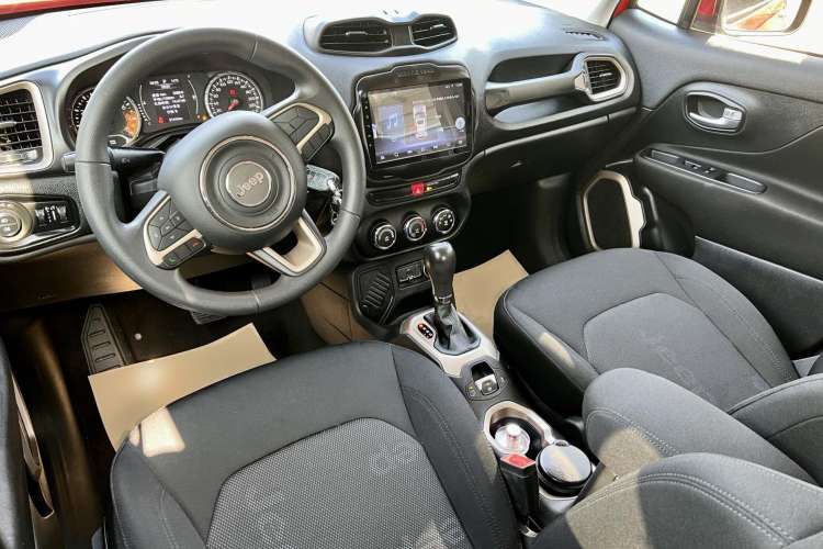 Used Jeep Renegade 2017 180T Automatic Kinetic Edition+