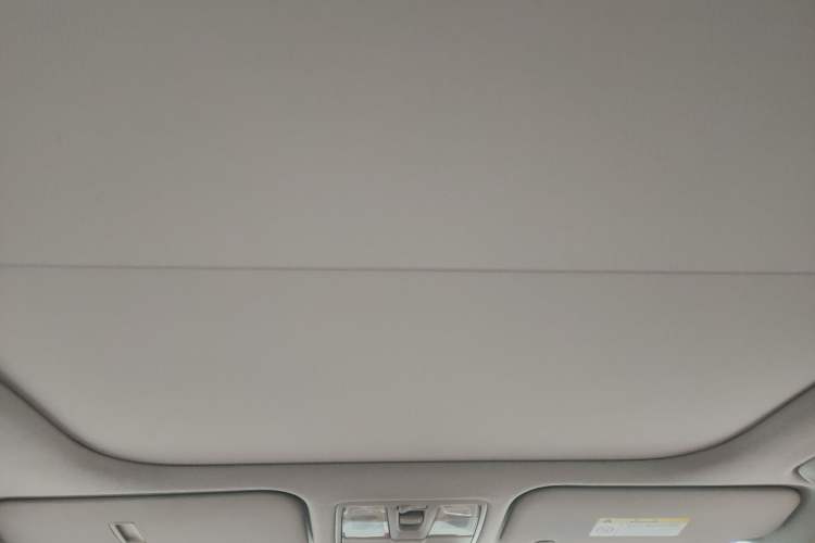 Used Hyundai ix25 2016 1.6T Dual-Clutch Two-Wheel Drive Smart GLS Model
