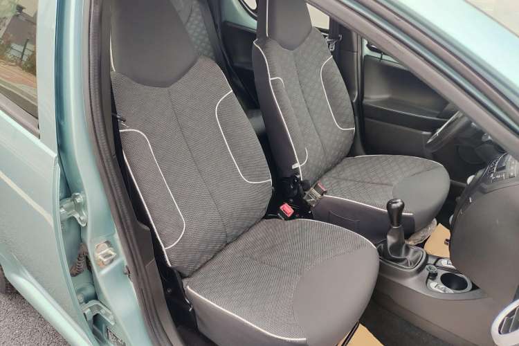 Used BYD F0 2015 1.0L XuanKu Model Interior 6