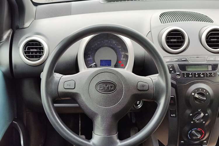 Used BYD F0 2015 1.0L XuanKu Model Steering Wheel