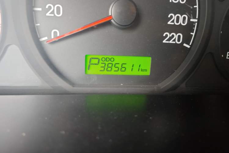 Used Hyundai H-1 Starex 2011 2.4L Luxury Edition
