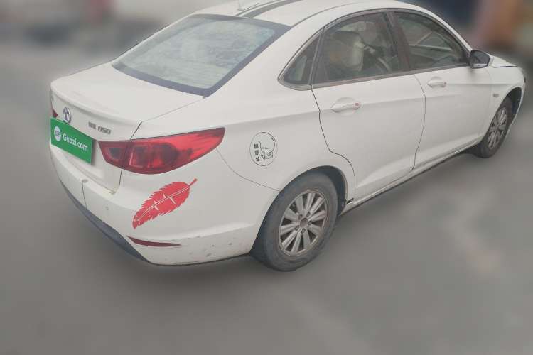 Used BAIC Senova D50 2014 1.5L manual standard version
