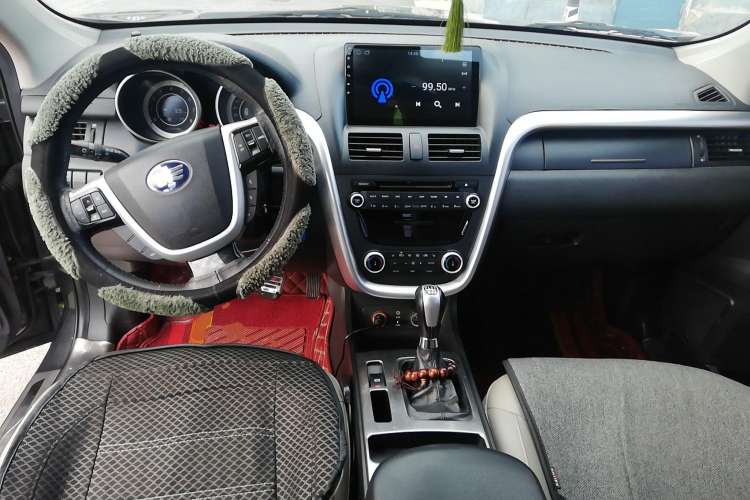 Used Bestune X80 2013 2.0L manual luxury version
