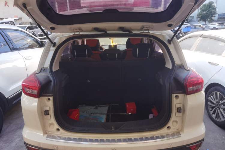 Used BAIC Senova X35 2016 1.5L Manual Elite Edition Trunk