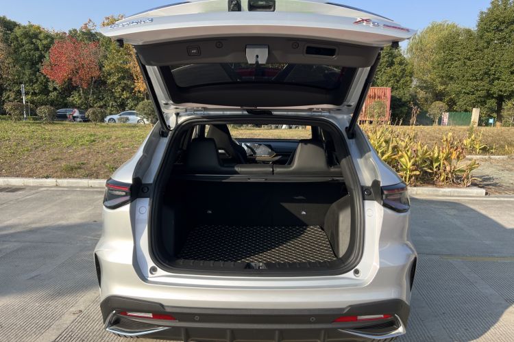 Used Oshan X5 PLUS 2023 1.5T DCT Smart & Fun AI Edition
