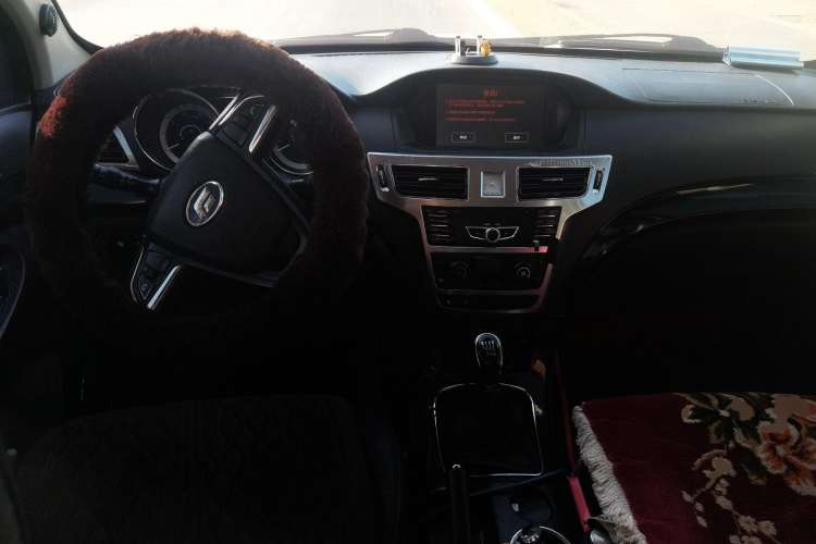 Used Foday Landfort 2017 1.9T Diesel Manual Two-Wheel Drive Flagship Edition 7 Seats