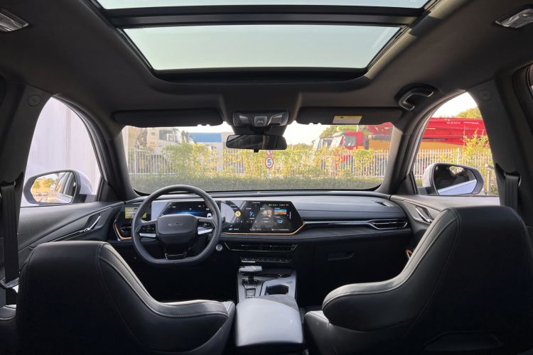 Used Oshan X5 PLUS 2023 1.5T DCT Smart & Fun AI Edition
