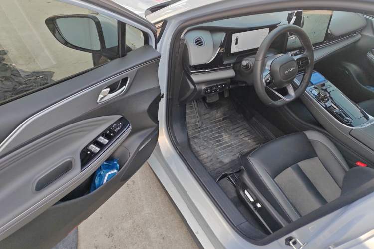 Used AION S Plus 2022 80 Tech Edition