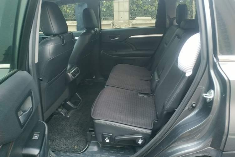 Used Toyota Highlander 2015 2.0T Four-Wheel Drive Luxury Edition 7-Seater
