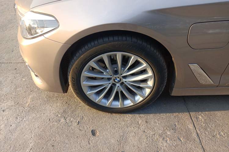 Used BMW 5 Series New Energy 2020 Mileage Upgrade Version 530Le Pioneer Edition
