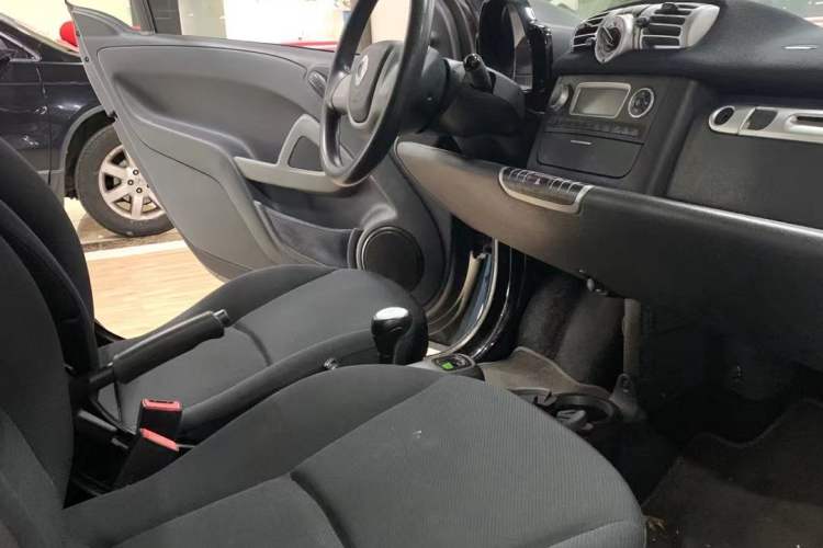 Used smart fortwo 2011 1.0 MHD Hardtop Standard Edition
