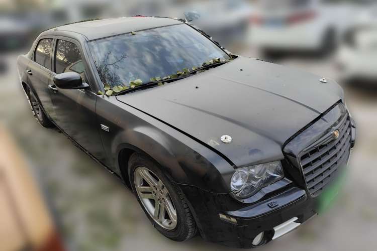 Used Chrysler 300C 2006 3.5L Luxury Navigation Edition
