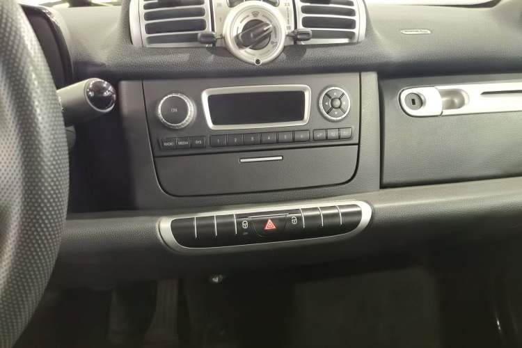 Used smart fortwo 2011 1.0 MHD Hardtop Standard Edition
