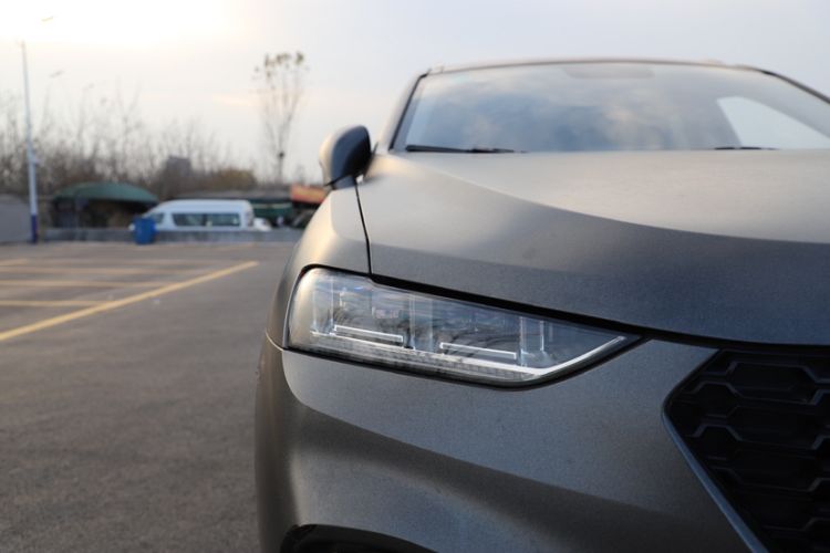 Used Wey VV7 2017 2.0T Ultra-Luxury Version
