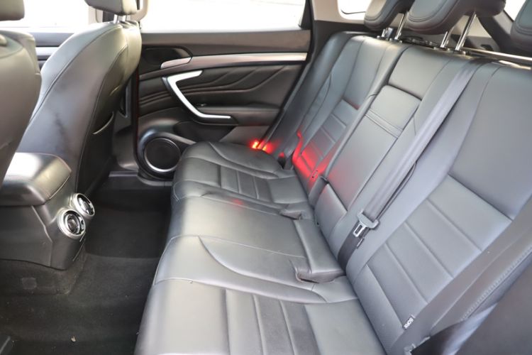 Used Wey VV7 2017 2.0T Ultra-Luxury Version
