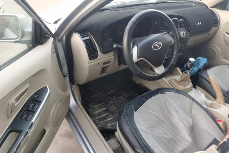 Used Soueast V3 Lingyue 2014 1.5L Manual Entry-Level Version
